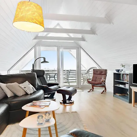 Gorgeous In With Kitchen